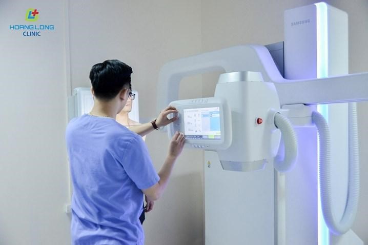 Digital X-ray machine at Hoang Long Clinic